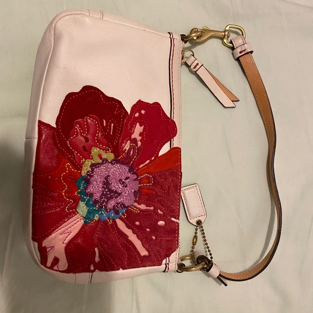 Coach Poppy Floral White Leather Purse